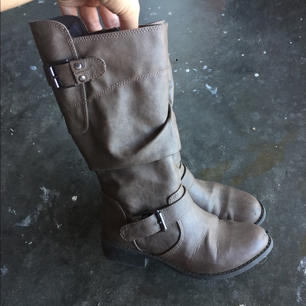 Little girls boots size 1